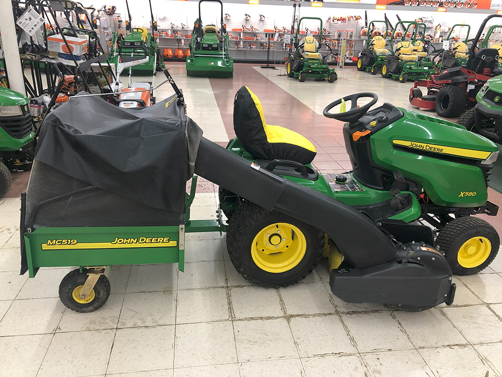 x580 right side view John Deere X580 - 48